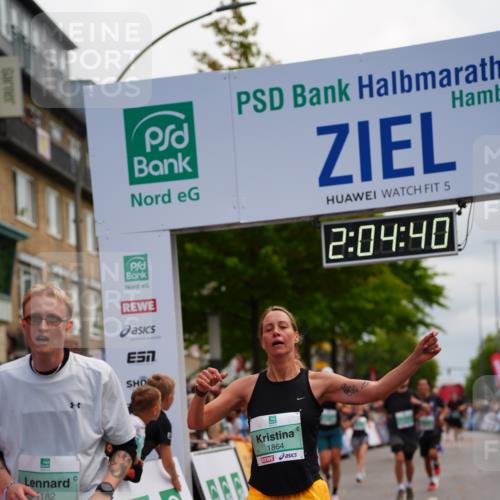 20.09.2026 - PSD Bank Halbmarathon LAZAROV Photography http://msf.ph/oto/10524232 20.09.2026 12:04:40 Ziel 1533, 1563, 1595, 1789, 1864, 2237, 3045, 3524, 4138, 4182, 4183, 4329, 4435 meine-sportfotos.de