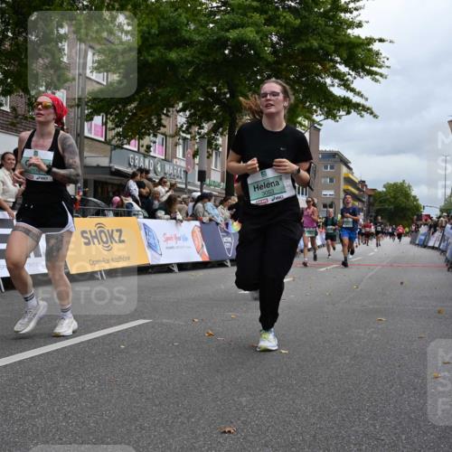 20.09.2026 - PSD Bank Halbmarathon J. Mangold http://msf.ph/oto/10524264 20.09.2026 12:03:24 Ziel 1658, 1978, 2254, 2390, 2578, 2756, 3053, 3246, 3320, 3461 meine-sportfotos.de
