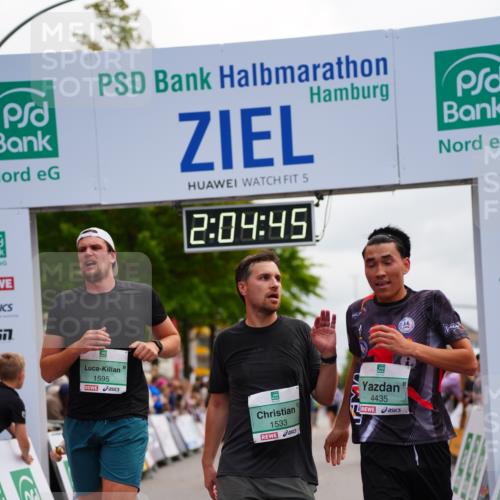 20.09.2026 - PSD Bank Halbmarathon LAZAROV Photography http://msf.ph/oto/10524291 20.09.2026 12:04:45 Ziel 1318, 1533, 1595, 1864, 3734, 4138, 4329, 4435 meine-sportfotos.de