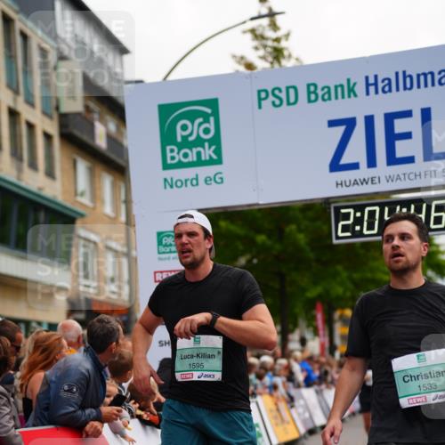 20.09.2026 - PSD Bank Halbmarathon LAZAROV Photography http://msf.ph/oto/10524304 20.09.2026 12:04:46 Ziel 1318, 1533, 1595, 1864, 3734, 4138, 4435 meine-sportfotos.de