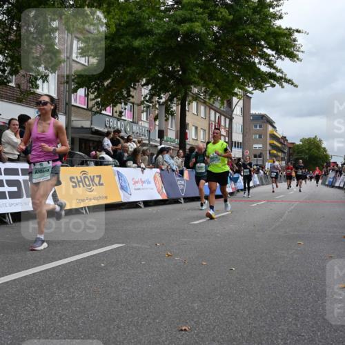 20.09.2026 - PSD Bank Halbmarathon J. Mangold http://msf.ph/oto/10524306 20.09.2026 12:03:27 Ziel 1978, 2049, 2254, 2390, 2578, 2756, 3053, 3246, 3320, 3461, 3879, 3931, 4040 meine-sportfotos.de