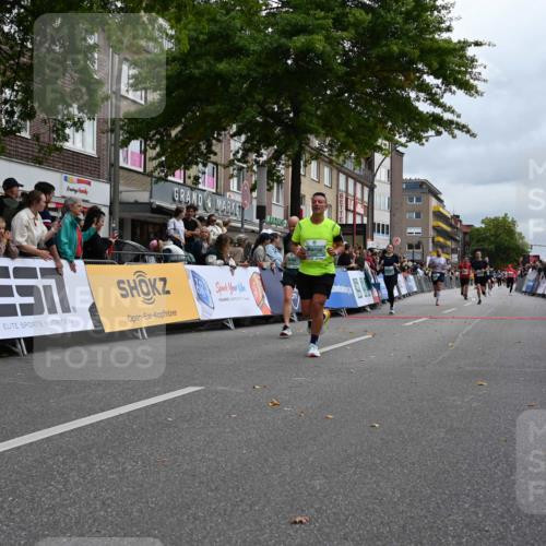 20.09.2026 - PSD Bank Halbmarathon J. Mangold http://msf.ph/oto/10524311 20.09.2026 12:03:27 Ziel 1978, 2049, 2254, 2390, 2578, 2756, 3053, 3246, 3320, 3461, 3879, 3931, 4040 meine-sportfotos.de