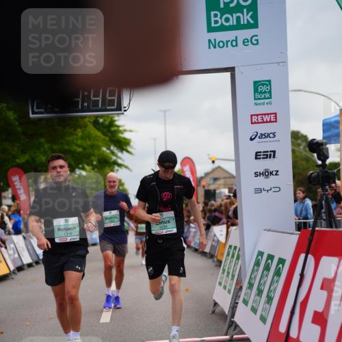 20.09.2026 - PSD Bank Halbmarathon LAZAROV Photography http://msf.ph/oto/10524319 20.09.2026 12:04:49 Ziel 1318, 1533, 1595, 3163, 3734, 4138, 4435 meine-sportfotos.de