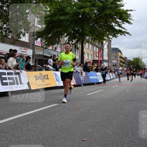 20.09.2026 - PSD Bank Halbmarathon J. Mangold http://msf.ph/oto/10524320 20.09.2026 12:03:28 Ziel 1978, 2049, 2254, 2390, 2461, 2578, 2756, 3053, 3246, 3320, 3461, 3879, 3931, 4040, 4135 meine-sportfotos.de