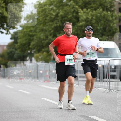 20.09.2026 - PSD Bank Halbmarathon Jannik Wohlers http://msf.ph/oto/10524346 20.09.2026 11:51:29 Laufen 3737, 1889 meine-sportfotos.de