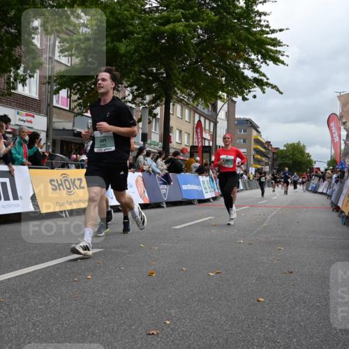 20.09.2026 - PSD Bank Halbmarathon J. Mangold http://msf.ph/oto/10524367 20.09.2026 12:03:36 Ziel 1299, 1405, 1978, 2049, 2195, 2461, 3795, 3879, 3931, 4040, 4135 meine-sportfotos.de