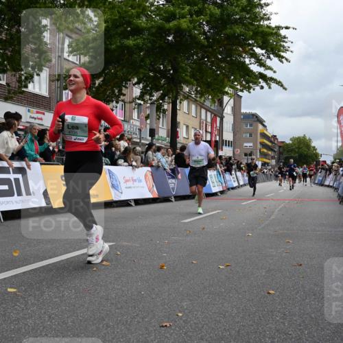 20.09.2026 - PSD Bank Halbmarathon J. Mangold http://msf.ph/oto/10524387 20.09.2026 12:03:37 Ziel 1299, 1405, 1978, 2049, 2195, 2461, 3795, 3879, 3931, 4040, 4135 meine-sportfotos.de