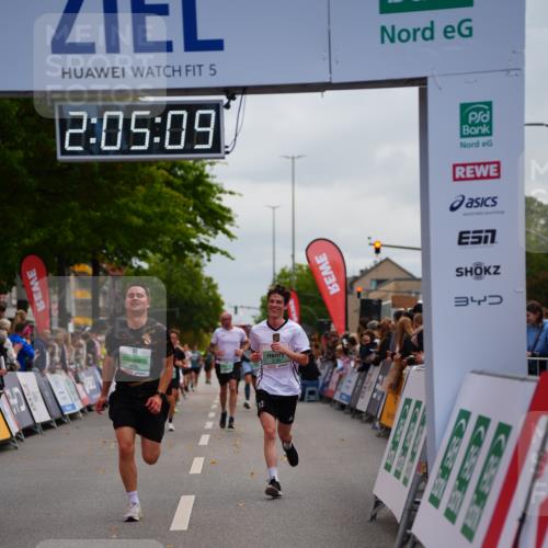 20.09.2026 - PSD Bank Halbmarathon LAZAROV Photography http://msf.ph/oto/10524496 20.09.2026 12:05:08 Ziel 3199, 3309, 3726, 4740 meine-sportfotos.de