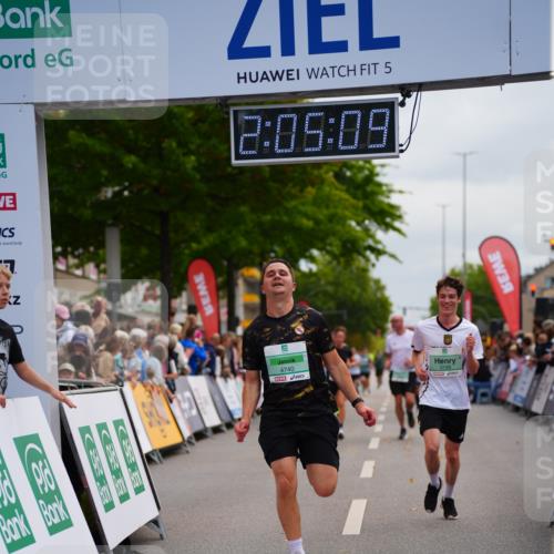 20.09.2026 - PSD Bank Halbmarathon LAZAROV Photography http://msf.ph/oto/10524506 20.09.2026 12:05:09 Ziel 3199, 3309, 3726, 4740 meine-sportfotos.de