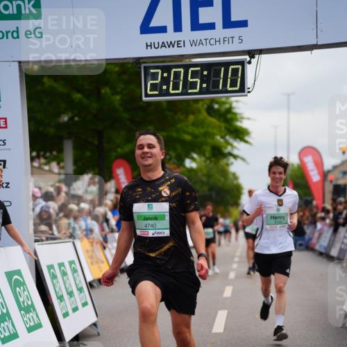 20.09.2026 - PSD Bank Halbmarathon LAZAROV Photography http://msf.ph/oto/10524598 20.09.2026 12:05:09 Ziel 3199, 3309, 3726, 4740 meine-sportfotos.de