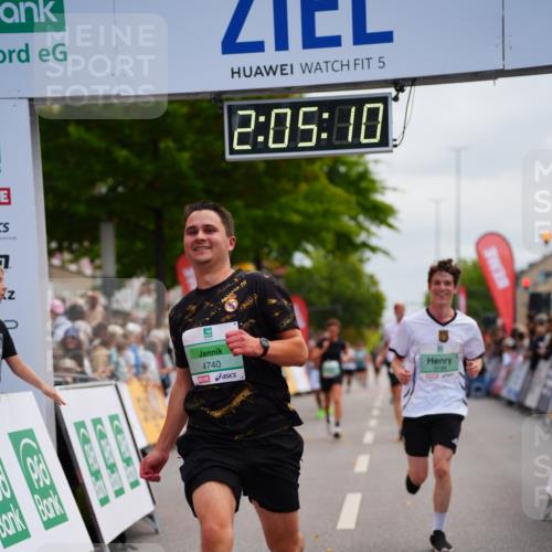20.09.2026 - PSD Bank Halbmarathon LAZAROV Photography http://msf.ph/oto/10524602 20.09.2026 12:05:09 Ziel 3199, 3309, 3726, 4740 meine-sportfotos.de