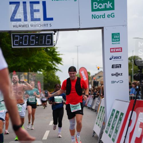 20.09.2026 - PSD Bank Halbmarathon LAZAROV Photography http://msf.ph/oto/10524677 20.09.2026 12:05:16 Ziel 1546, 2825, 2837, 3199, 3257, 3627, 3773, 4497, 4615, 4740 meine-sportfotos.de