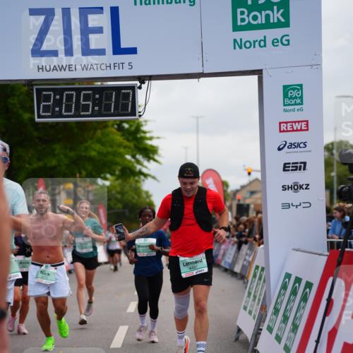 20.09.2026 - PSD Bank Halbmarathon LAZAROV Photography http://msf.ph/oto/10524683 20.09.2026 12:05:16 Ziel 1546, 2825, 2837, 3199, 3257, 3627, 3773, 4497, 4615, 4740 meine-sportfotos.de