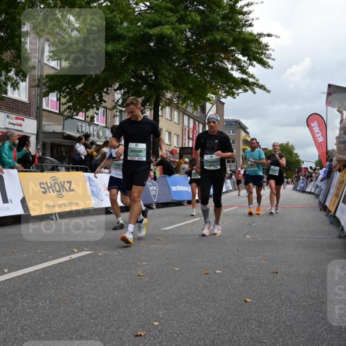 20.09.2026 - PSD Bank Halbmarathon J. Mangold http://msf.ph/oto/10524696 20.09.2026 12:04:06 Ziel 1104, 1155, 1404, 1456, 1525, 1555, 1605, 2827, 2833, 2932, 3345, 3457, 3832, 3833, 3923, 3934 meine-sportfotos.de