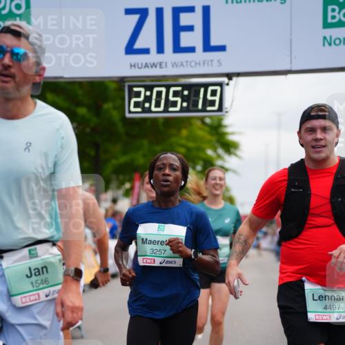 20.09.2026 - PSD Bank Halbmarathon LAZAROV Photography http://msf.ph/oto/10524718 20.09.2026 12:05:18 Ziel 1546, 2825, 2837, 3199, 3257, 3627, 3773, 4273, 4497, 4615 meine-sportfotos.de