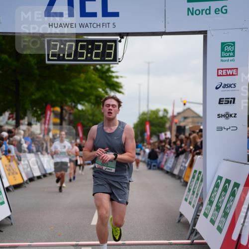 20.09.2026 - PSD Bank Halbmarathon LAZAROV Photography http://msf.ph/oto/10524762 20.09.2026 12:05:23 Ziel 1546, 2841, 3257, 3627, 3773, 4042, 4273, 4497, 4615 meine-sportfotos.de