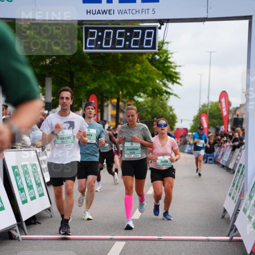 20.09.2026 - PSD Bank Halbmarathon LAZAROV Photography http://msf.ph/oto/10524804 20.09.2026 12:05:27 Ziel 1618, 1989, 1990, 2220, 2841, 3389, 3938, 4042, 4073, 4273, 4564 meine-sportfotos.de