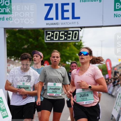 20.09.2026 - PSD Bank Halbmarathon LAZAROV Photography http://msf.ph/oto/10524842 20.09.2026 12:05:29 Ziel 1618, 1989, 1990, 2220, 2396, 2841, 3389, 3938, 4042, 4073, 4273, 4564 meine-sportfotos.de