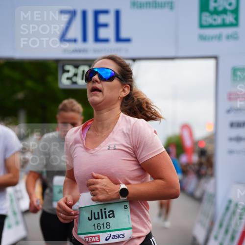 20.09.2026 - PSD Bank Halbmarathon LAZAROV Photography http://msf.ph/oto/10524862 20.09.2026 12:05:30 Ziel 1618, 1989, 1990, 2220, 2396, 2841, 3389, 3938, 4042, 4073, 4273, 4564 meine-sportfotos.de