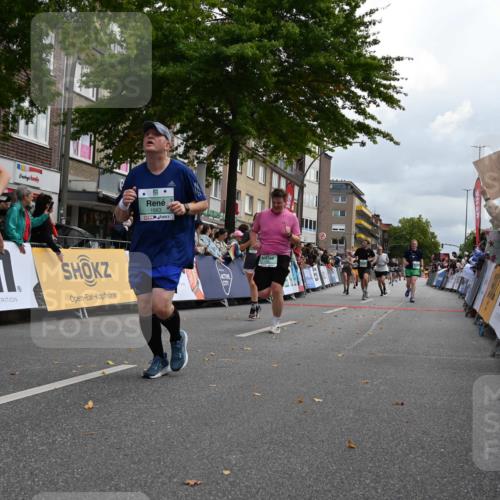 20.09.2026 - PSD Bank Halbmarathon J. Mangold http://msf.ph/oto/10524864 20.09.2026 12:04:18 Ziel 1371, 1404, 1563, 1605, 1789, 1864, 2237, 2833, 3045, 3524, 4087, 4182, 4183 meine-sportfotos.de