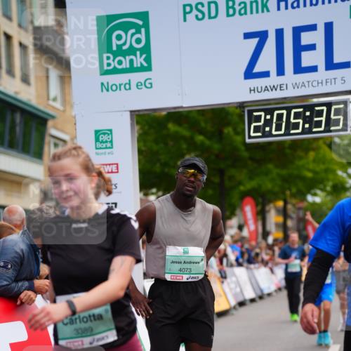20.09.2026 - PSD Bank Halbmarathon LAZAROV Photography http://msf.ph/oto/10524917 20.09.2026 12:05:34 Ziel 1618, 1989, 1990, 2220, 2396, 3173, 3286, 3389, 3938, 4042, 4073, 4430, 4564 meine-sportfotos.de