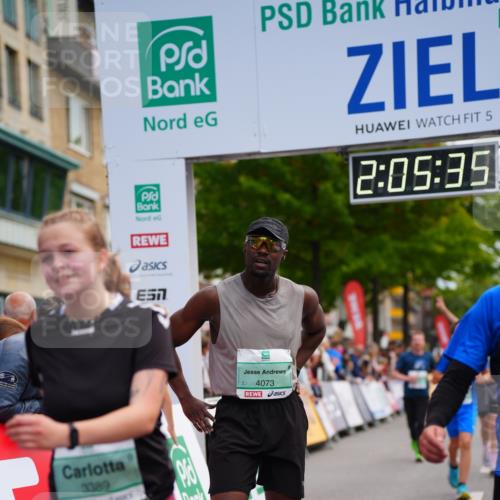 20.09.2026 - PSD Bank Halbmarathon LAZAROV Photography http://msf.ph/oto/10524922 20.09.2026 12:05:34 Ziel 1618, 1989, 1990, 2220, 2396, 3173, 3286, 3389, 3938, 4042, 4073, 4430, 4564 meine-sportfotos.de