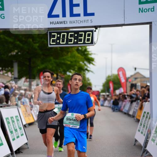 20.09.2026 - PSD Bank Halbmarathon LAZAROV Photography http://msf.ph/oto/10524958 20.09.2026 12:05:37 Ziel 1779, 1989, 1990, 2396, 3173, 3286, 3389, 4073, 4139, 4430, 4564 meine-sportfotos.de