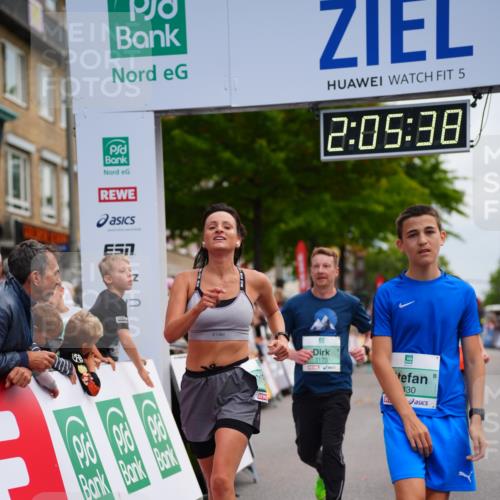 20.09.2026 - PSD Bank Halbmarathon LAZAROV Photography http://msf.ph/oto/10524978 20.09.2026 12:05:38 Ziel 1779, 2396, 3173, 3286, 3389, 4073, 4139, 4430, 4564 meine-sportfotos.de