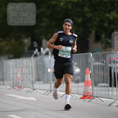 20.09.2026 - PSD Bank Halbmarathon Jannik Wohlers http://msf.ph/oto/10525045 20.09.2026 11:56:45 Laufen 14, 4531 meine-sportfotos.de