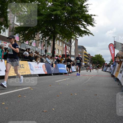 20.09.2026 - PSD Bank Halbmarathon J. Mangold http://msf.ph/oto/10525116 20.09.2026 12:04:34 Ziel 1318, 1533, 1595, 1799, 3163, 3734, 4138, 4329, 4435 meine-sportfotos.de