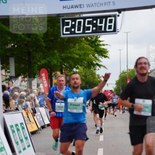 20.09.2026 - PSD Bank Halbmarathon LAZAROV Photography http://msf.ph/oto/10525119 20.09.2026 12:05:47 Ziel 1369, 1488, 1779, 2978, 3281, 3922, 4139, 4450, 4674 meine-sportfotos.de