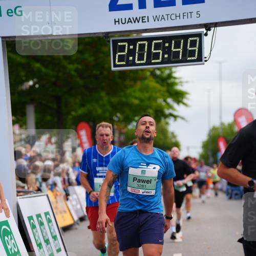 20.09.2026 - PSD Bank Halbmarathon LAZAROV Photography http://msf.ph/oto/10525142 20.09.2026 12:05:48 Ziel 1369, 1488, 1779, 2978, 3281, 3922, 4450, 4674 meine-sportfotos.de