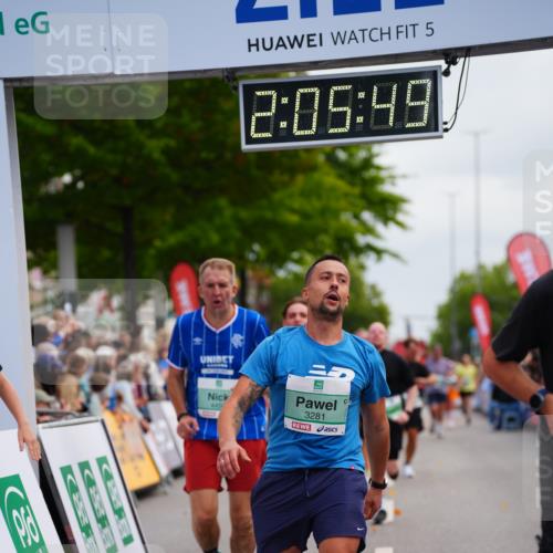 20.09.2026 - PSD Bank Halbmarathon LAZAROV Photography http://msf.ph/oto/10525146 20.09.2026 12:05:48 Ziel 1369, 1488, 1779, 2978, 3281, 3922, 4450, 4674 meine-sportfotos.de