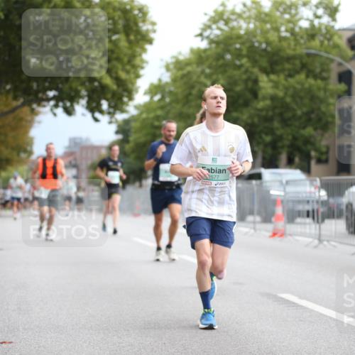 20.09.2026 - PSD Bank Halbmarathon Jannik Wohlers http://msf.ph/oto/10525147 20.09.2026 11:57:42 Laufen 2577 meine-sportfotos.de
