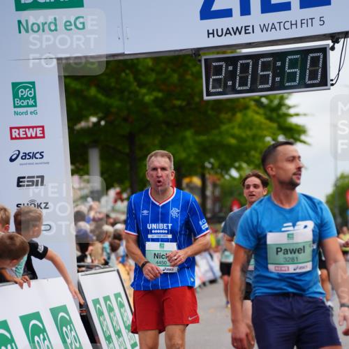 20.09.2026 - PSD Bank Halbmarathon LAZAROV Photography http://msf.ph/oto/10525169 20.09.2026 12:05:49 Ziel 1369, 1488, 1779, 2978, 3281, 3894, 3922, 4450, 4674 meine-sportfotos.de