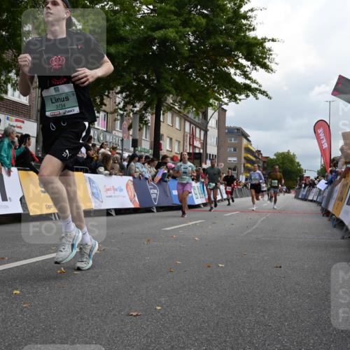 20.09.2026 - PSD Bank Halbmarathon J. Mangold http://msf.ph/oto/10525213 20.09.2026 12:04:41 Ziel 1318, 1799, 3163, 3726, 3734, 3808, 4195, 4212, 4255 meine-sportfotos.de