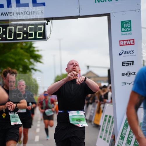 20.09.2026 - PSD Bank Halbmarathon LAZAROV Photography http://msf.ph/oto/10525221 20.09.2026 12:05:52 Ziel 1369, 1488, 2978, 3143, 3281, 3314, 3894, 3922, 4450, 4674 meine-sportfotos.de