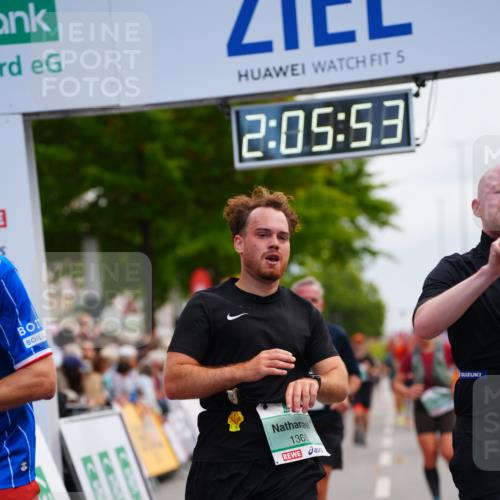20.09.2026 - PSD Bank Halbmarathon LAZAROV Photography http://msf.ph/oto/10525226 20.09.2026 12:05:52 Ziel 1369, 1488, 2978, 3143, 3281, 3314, 3894, 3922, 4450, 4674 meine-sportfotos.de