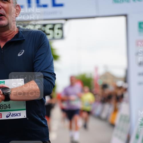 20.09.2026 - PSD Bank Halbmarathon LAZAROV Photography http://msf.ph/oto/10525260 20.09.2026 12:05:56 Ziel 1369, 1487, 1834, 2816, 3143, 3281, 3314, 3894, 3922, 4166, 4450, 4674 meine-sportfotos.de
