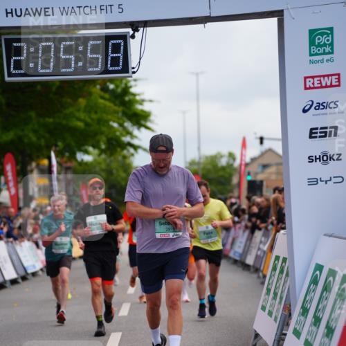 20.09.2026 - PSD Bank Halbmarathon LAZAROV Photography http://msf.ph/oto/10525270 20.09.2026 12:05:57 Ziel 1369, 1487, 1834, 2816, 2991, 3143, 3314, 3894, 3922, 4166, 4359, 4450, 4674 meine-sportfotos.de