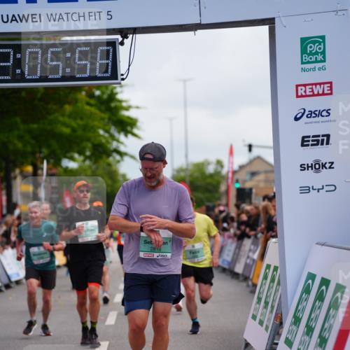 20.09.2026 - PSD Bank Halbmarathon LAZAROV Photography http://msf.ph/oto/10525278 20.09.2026 12:05:58 Ziel 1369, 1487, 1834, 2468, 2816, 2991, 3143, 3314, 3402, 3894, 3922, 4166, 4359, 4674 meine-sportfotos.de