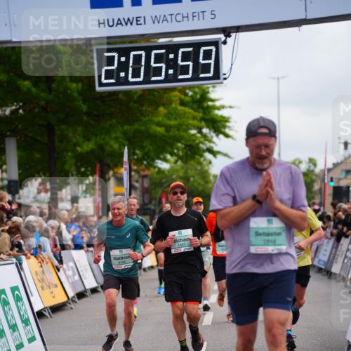 20.09.2026 - PSD Bank Halbmarathon LAZAROV Photography http://msf.ph/oto/10525283 20.09.2026 12:05:58 Ziel 1369, 1487, 1834, 2468, 2816, 2991, 3143, 3314, 3402, 3894, 3922, 4166, 4359, 4674 meine-sportfotos.de