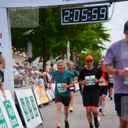 20.09.2026 - PSD Bank Halbmarathon LAZAROV Photography http://msf.ph/oto/10525291 20.09.2026 12:05:59 Ziel 1369, 1487, 1834, 2468, 2692, 2816, 2991, 3143, 3314, 3402, 3894, 4166, 4359, 4674 meine-sportfotos.de
