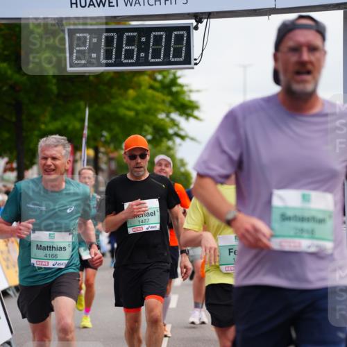 20.09.2026 - PSD Bank Halbmarathon LAZAROV Photography http://msf.ph/oto/10525314 20.09.2026 12:06:00 Ziel 1487, 1834, 2468, 2580, 2692, 2816, 2979, 2991, 3143, 3314, 3402, 3894, 4166, 4359 meine-sportfotos.de