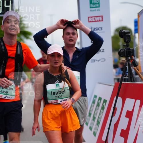 20.09.2026 - PSD Bank Halbmarathon LAZAROV Photography http://msf.ph/oto/10525332 20.09.2026 12:06:03 Ziel 1487, 1834, 2468, 2580, 2692, 2816, 2979, 2991, 3314, 3402, 3617, 3656, 4166, 4359 meine-sportfotos.de