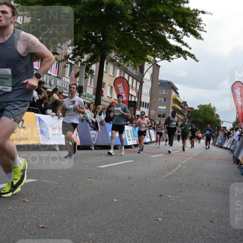 20.09.2026 - PSD Bank Halbmarathon J. Mangold http://msf.ph/oto/10525365 20.09.2026 12:05:12 Ziel 1618, 1989, 1990, 2220, 2396, 2841, 3257, 3389, 3938, 4042, 4073, 4273, 4430, 4564, 4615 meine-sportfotos.de