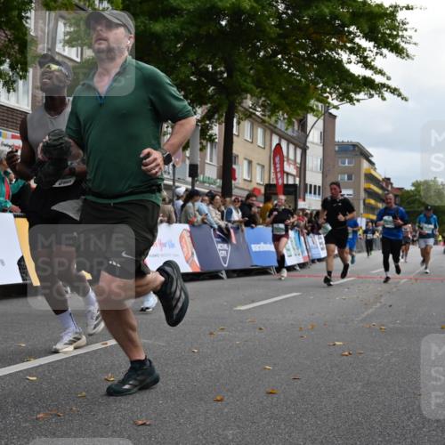 20.09.2026 - PSD Bank Halbmarathon J. Mangold http://msf.ph/oto/10525427 20.09.2026 12:05:17 Ziel 1618, 1989, 1990, 2220, 2396, 2841, 3173, 3286, 3389, 3938, 4042, 4073, 4273, 4430, 4564 meine-sportfotos.de