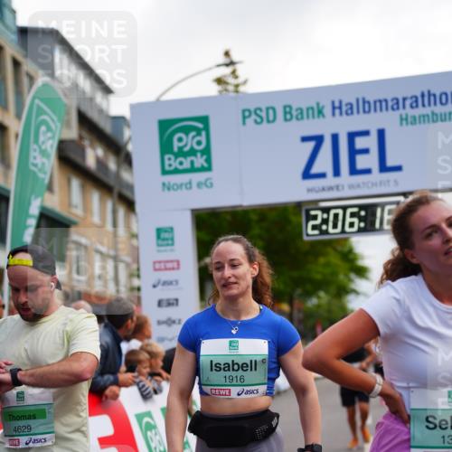 20.09.2026 - PSD Bank Halbmarathon LAZAROV Photography http://msf.ph/oto/10525480 20.09.2026 12:06:15 Ziel 1252, 1300, 1916, 1940, 2852, 3656, 4629, 4786 meine-sportfotos.de