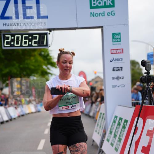 20.09.2026 - PSD Bank Halbmarathon LAZAROV Photography http://msf.ph/oto/10525533 20.09.2026 12:06:20 Ziel 1252, 1916, 1940, 4629, 4786 meine-sportfotos.de