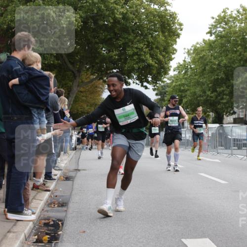 20.09.2026 - PSD Bank Halbmarathon Jannik Wohlers http://msf.ph/oto/10525563 20.09.2026 12:02:28 Laufen 4696 meine-sportfotos.de